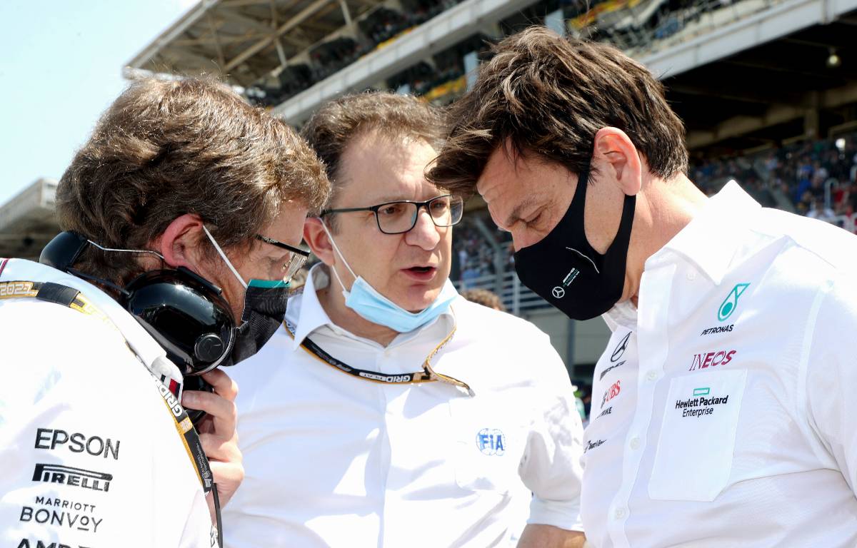 Toto-Wolff-talks-to-Nikolas-Tombazis-planetF1.jpeg