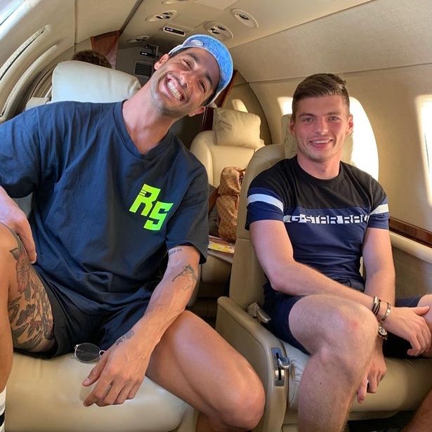 0_Max-Verstappen-on-a-plane.jpg