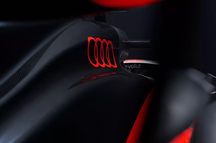 audi-f1-team-r26-livery.jpg