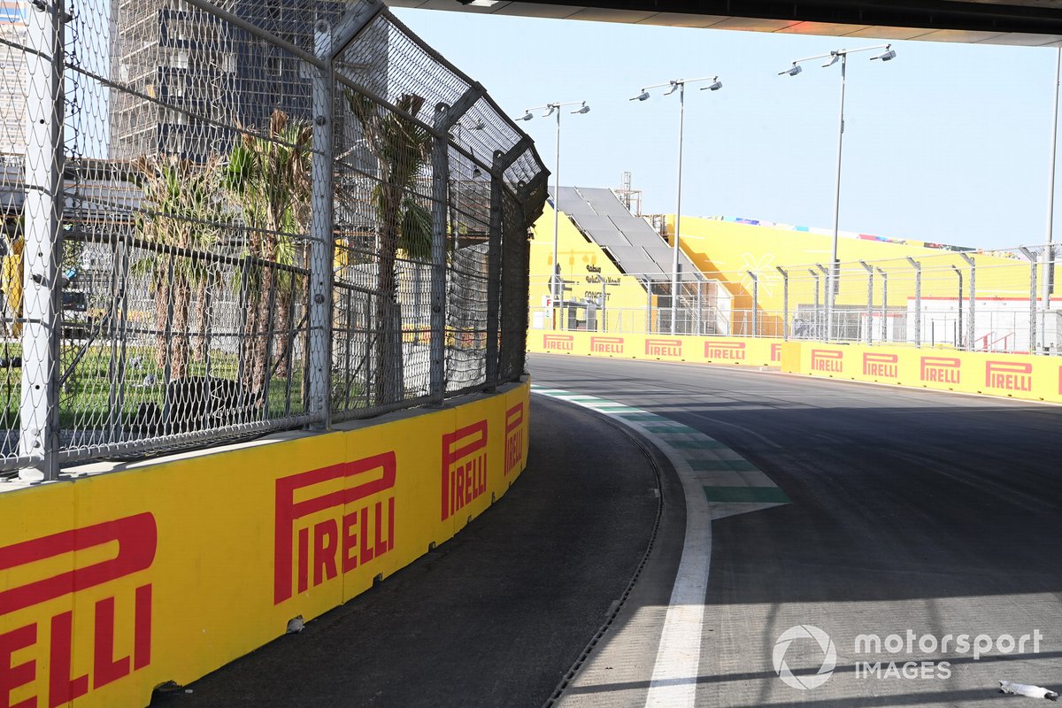 jeddah-street-circuit-corner-2-1 (1).jpg