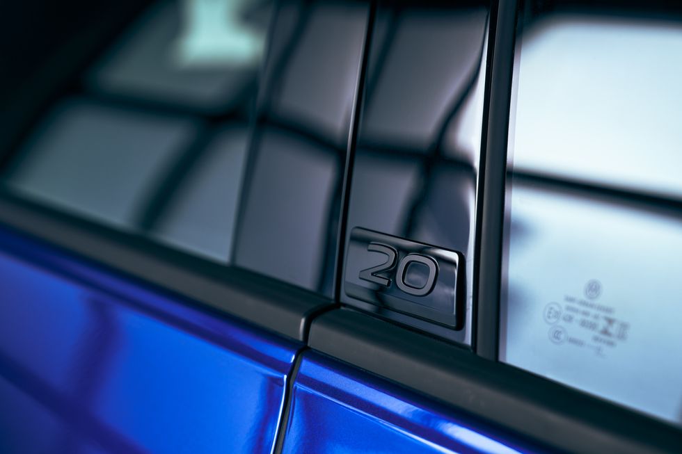 15829-golfr20thanniversaryedition-1662038805.jpg