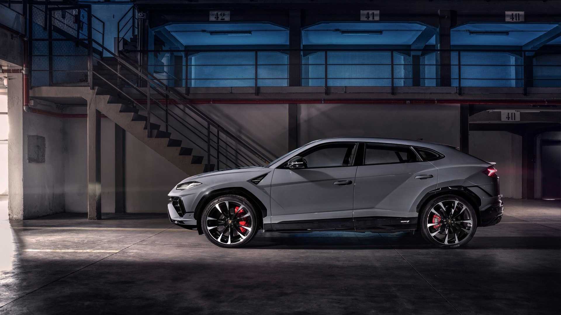 lamborghini-urus-s (3).jpg