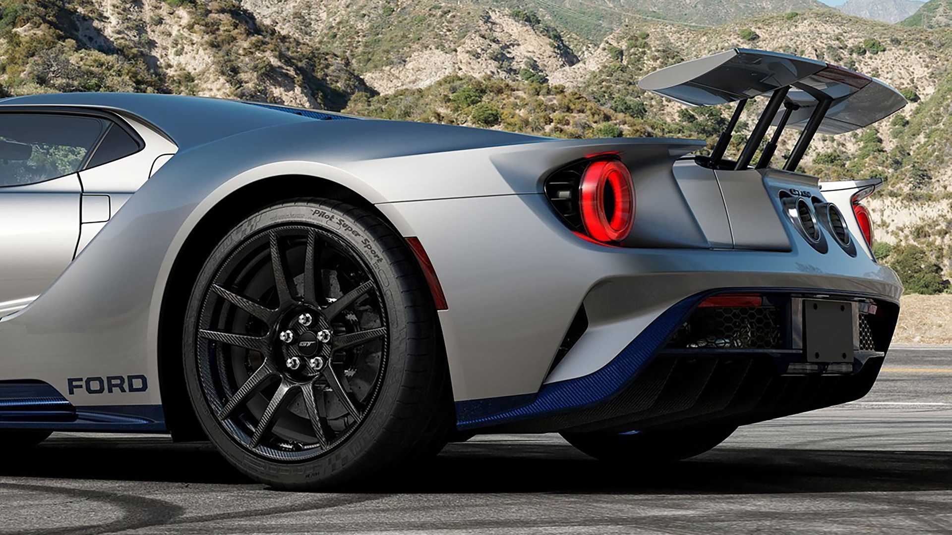 2022-ford-gt-lm-edition (3).jpg