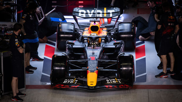 Max-Verstappen-Red-Bull-Qualifikation-GP-Abu-Dhabi-2022-169Inline-a88f42b6-1955980.jpg