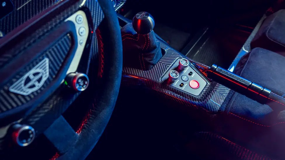 Donkervoort F22-21.jpg