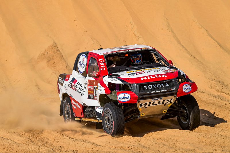 310-toyota-gazoo-racing-fernan-1.jpg